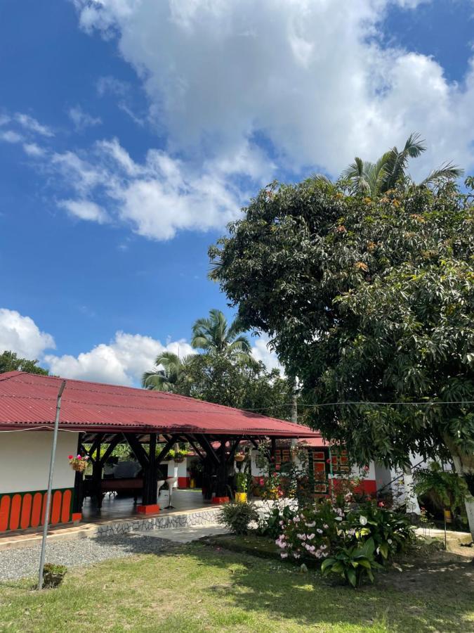 Finca Hotel Karey -Quindio Quimbaya Buitenkant foto